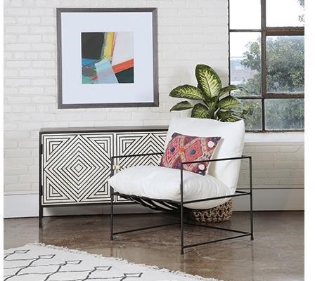 Dovetail inska occasional store chair